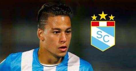Cristian Benavente durante su presentación como nuevo jugador de Sporting Cristal