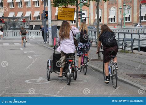 familia danesa en una 