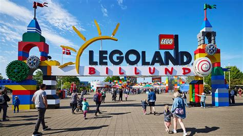 vista aérea de LEGOLAND Billund con sus icónicas construcciones de LEGO
