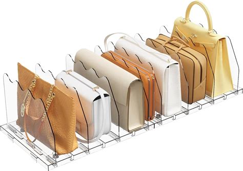 Collage de imágenes de distintos modelos de bolsos para carrito de bebé: mochila, organizador, canastilla grande y bolso bandolera