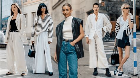 Foto de bebés vistiendo ropa de diferentes estilos, clásico y moderno