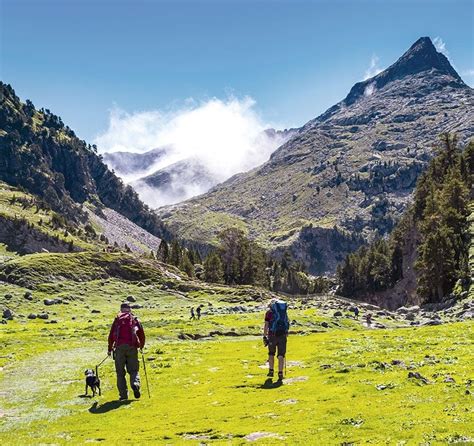 Esquema del Forau de Aigualluts y el recorrido subterráneo del agua