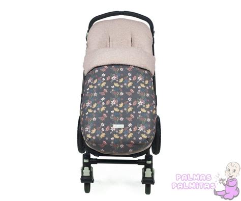 Montaje de fotos mostrando diferentes sacos y fundas para sillas de paseo y maxi cosi