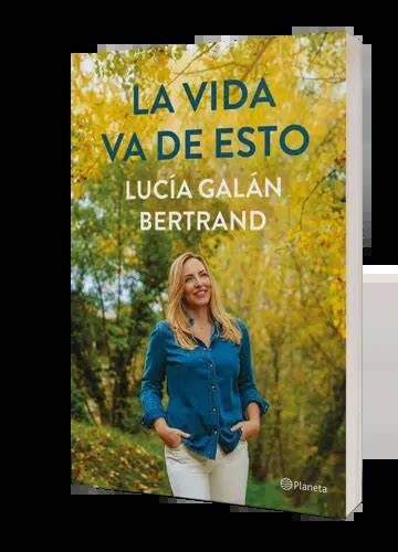 Lucía Galán presentando su libro 