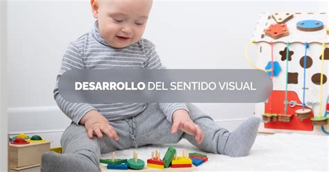 ilustración del desarrollo visual del bebé, mostrando la capacidad de seguimiento de objetos y reconocimiento facial