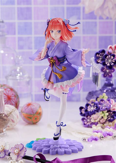 Figura de Nino Nakano en versión 