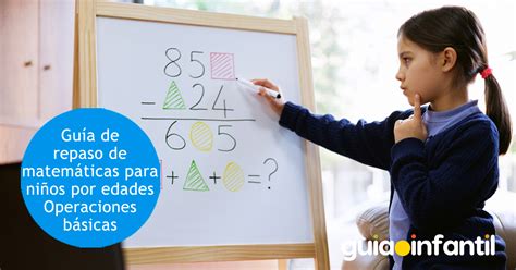 Niños resolviendo ejercicios de matemáticas en un cuaderno de primaria
