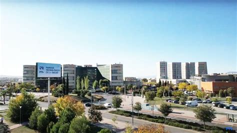 Esquema del ecosistema de formación en el Parque Tecnológico de la Salud de Granada, integrando centros de simulación, hospitales y facultades universitarias.