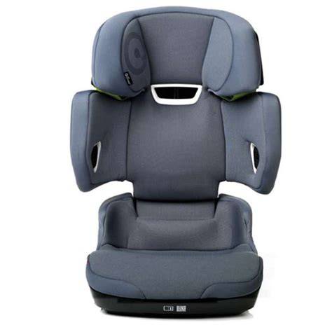 Foto de la silla de coche Jané iWinner instalada en un vehículo