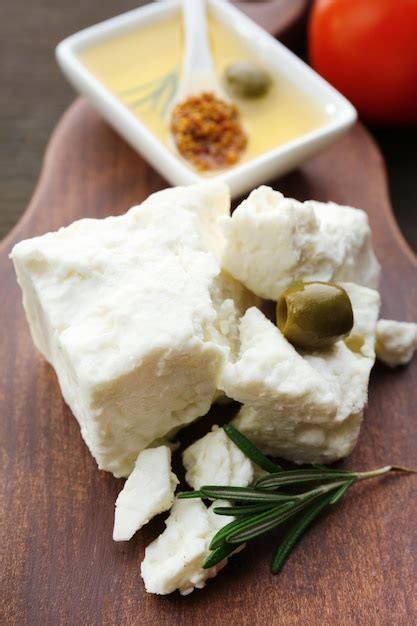 primer plano de queso feta