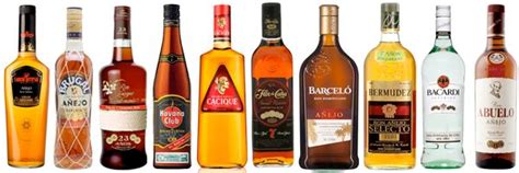 Botellas de ron dominicano de diversas marcas reconocidas