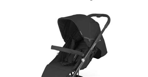 Foto de la silla de paseo Scooner Navington extendida, mostrando sus dimensiones generales