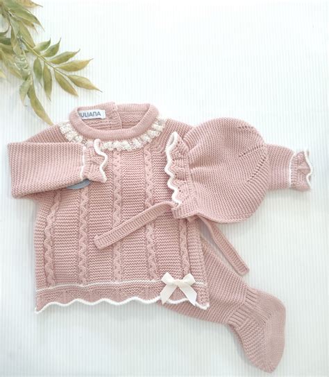 conjuntos de punto para bebé niño en tonos pastel