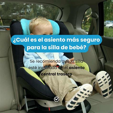 Fotografía: Silla de bebé instalada correctamente en el asiento trasero