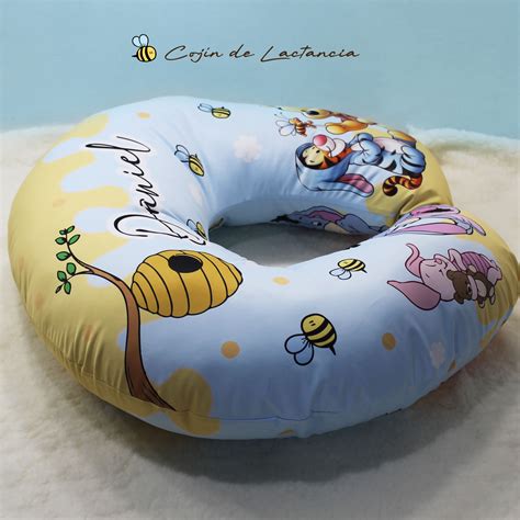 Diseño ergonómico y material del cojín de lactancia Cucut LACTANCIA