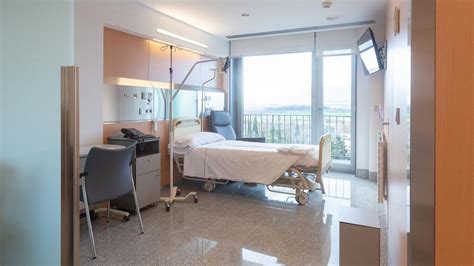 Foto interior del restaurante o una habitación de la Clínica Universidad de Navarra
