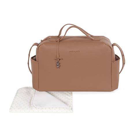 bolso Pasito a Pasito Icon Caramel con cambiador y bolsillos exteriores para botellas