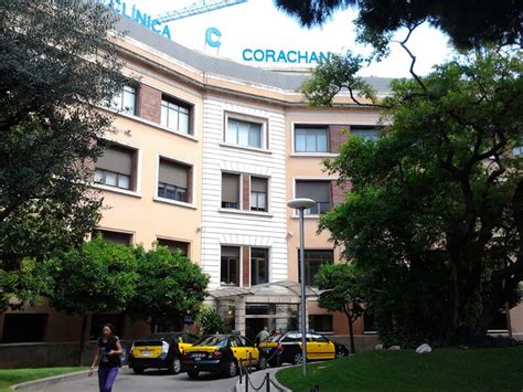 Fotografía histórica de la Clínica Corachan en sus inicios