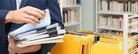 Organización y archivo de documentos fiscales y contables