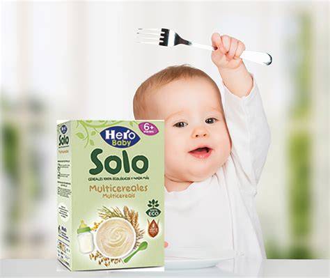 Foto de envase de papilla multicereales Hero Solo y Hero Baby en un entorno adecuado para bebés