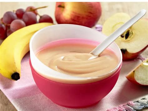 Foto de frutas variadas listas para preparar papilla