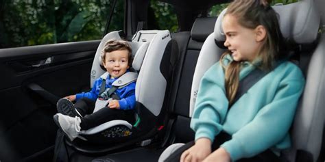 Esquema de las principales regulaciones de sillas de coche en el Reino Unido