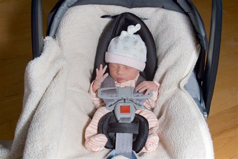 Silla de coche con reductor para recién nacido