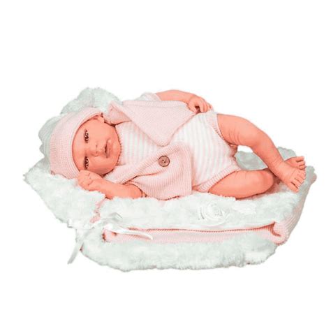 Foto del Bebé Reborn Ángela con su saco portabebé