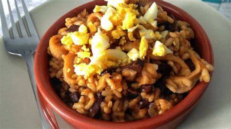 Infografía de los ingredientes clave de la chanfaina salmantina