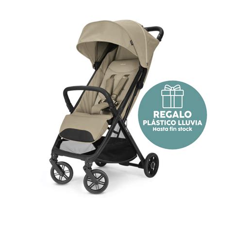 Foto temática de una silla de paseo Inglesina Quid 3 en un entorno urbano.