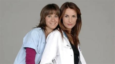 Fotograma icónico de Patricia Vico y Fátima Baeza en Hospital Central.