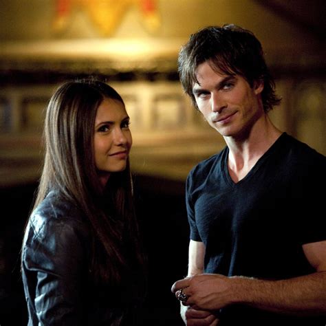 Foto de Damon Salvatore y Elena Gilbert juntos