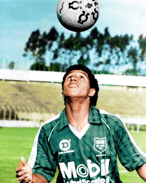 Foto de Roberto Carlos joven en sus inicios futbolísticos