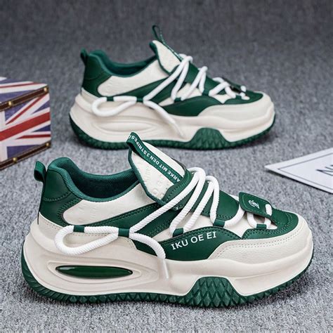 Zapatillas altas de moda para niños en diversos estilos