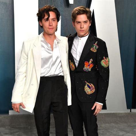 Foto de archivo de los gemelos Dylan y Cole Sprouse en sus inicios en la industria del entretenimiento.