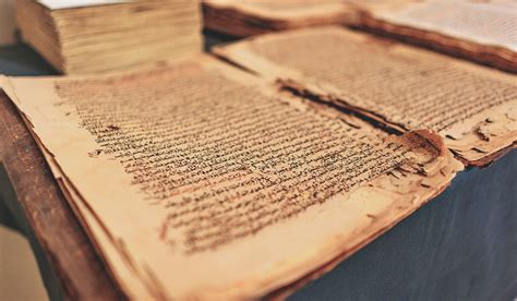 Ilustración de un antiguo manuscrito japonés, representando 