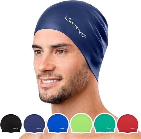 Muestra de modelos de gorros de natación de diferentes marcas y colores