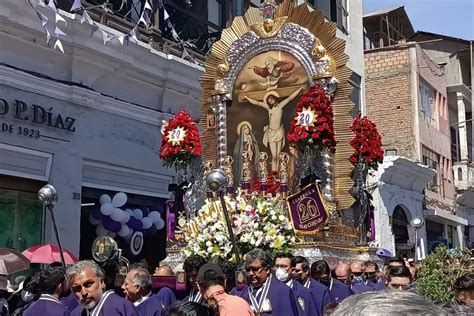 Grabado de la procesión cívica durante el traslado de los restos de Agustina de Aragón