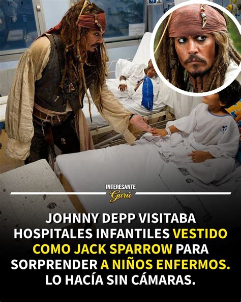 Johnny Depp disfrazado de Jack Sparrow interactuando con niños en un hospital