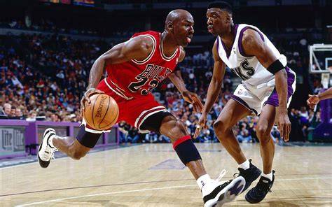 Esquema comparativo de Michael Jordan (baloncestista) y Michael B. Jordan (actor)