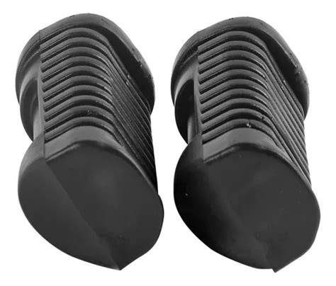 Detalle de las patas con reposapiés de goma de una cuna