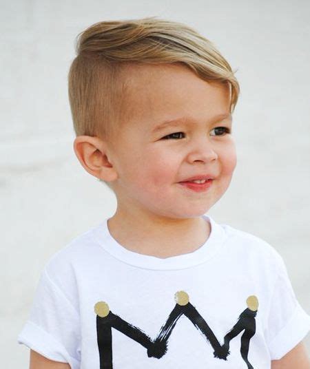 niño con copete