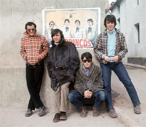 Foto de Junior con Los Brincos o Juan y Junior