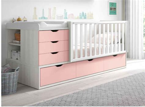 Fotografía de la cuna convertible Violet en color blanco, mostrando su diseño moderno.