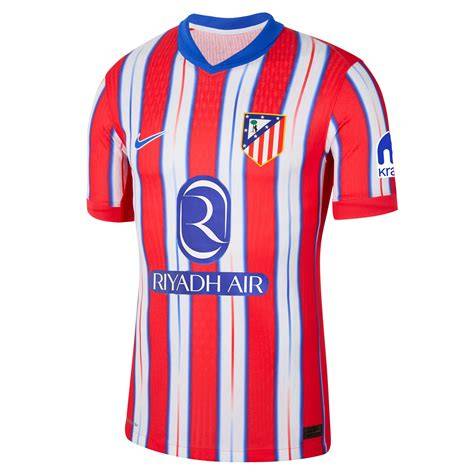Imagen de Julio Alberto Moreno jugando con la camiseta del Atlético de Madrid en los años 70