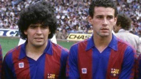 Foto de Julio Alberto Moreno y Diego Maradona juntos en el FC Barcelona