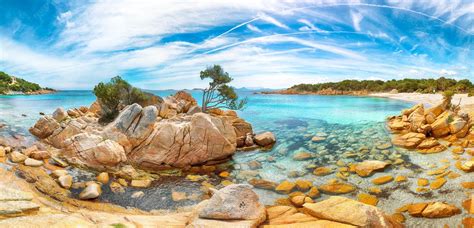Foto panorámica de la playa de El Cabrito con sus aguas cristalinas