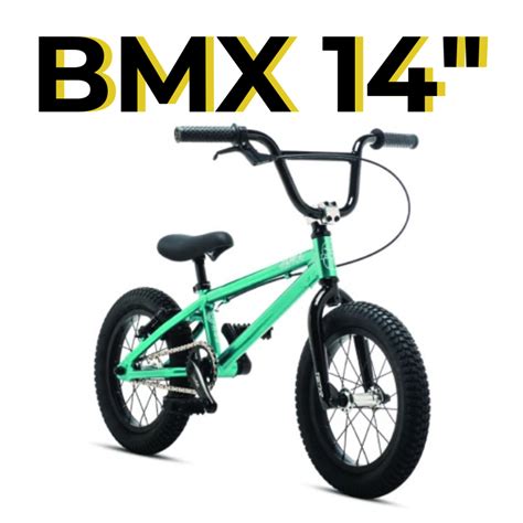 Selección de bicicletas BMX de diferentes tamaños para niños