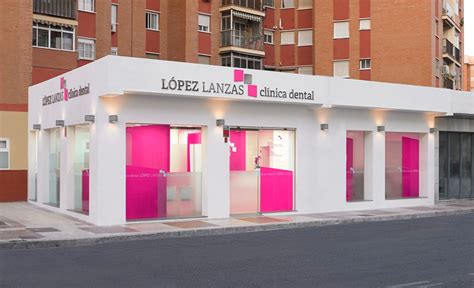 Foto exterior de la Clínica Dental López Olivas e Hijos en Teruel