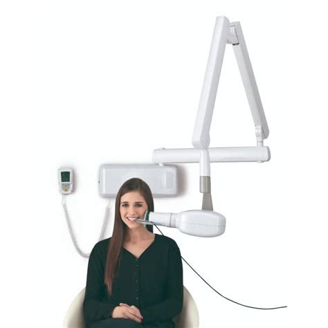 Equipo de radiografía intraoral digital en una clínica dental